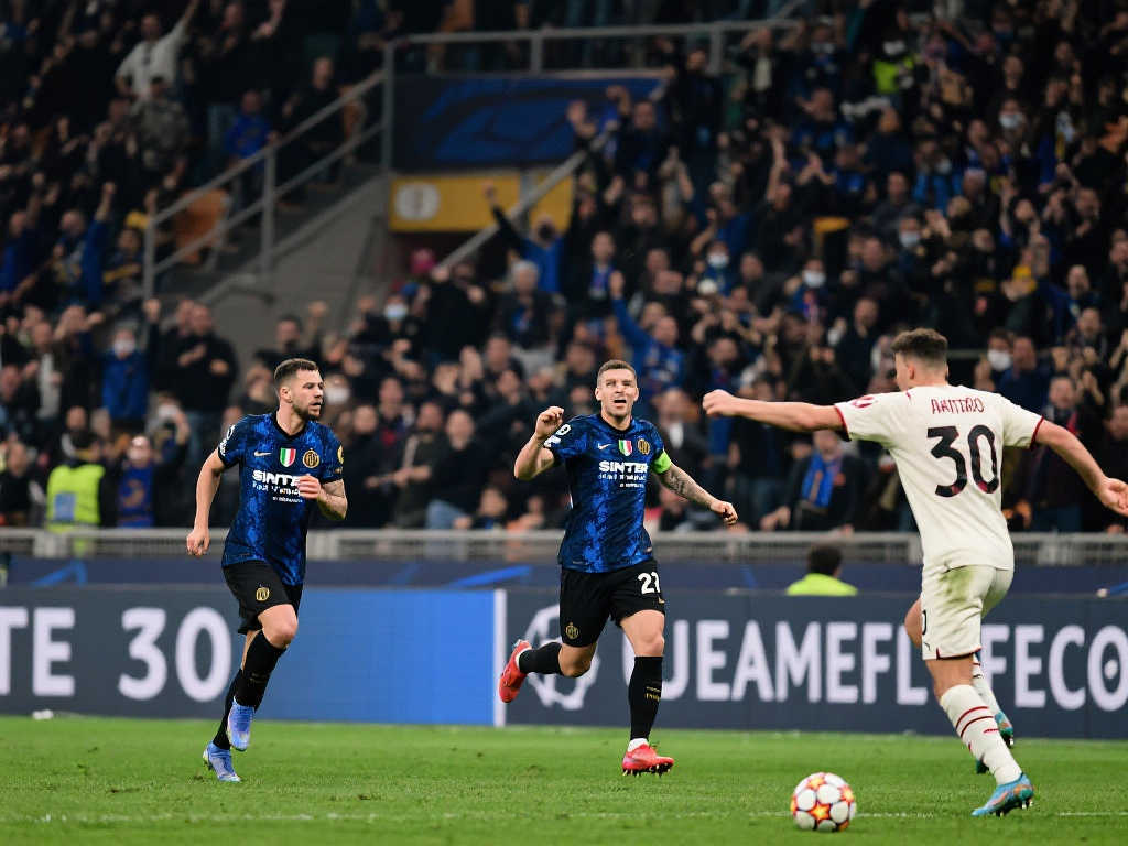 曼城中场德 曼城中场德